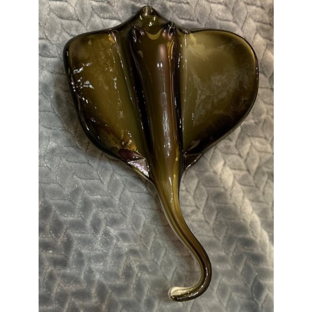 "Murano" Style 12x7  Blown Glass Stingray Figurine Sealife Manta Ray Ocean Sea